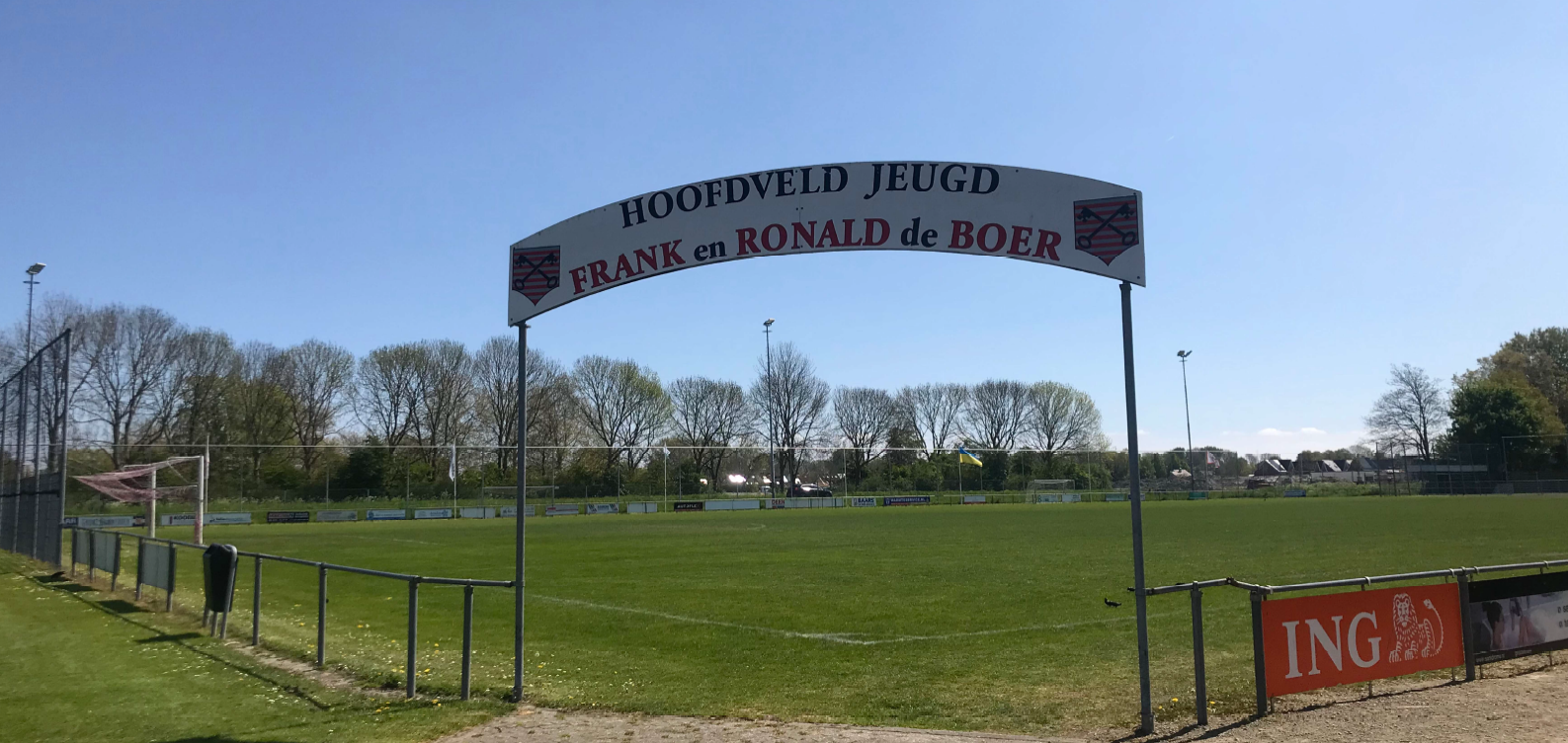 Hoofdveld jeugd van Zouaven heet Frank en Ronald de Boer